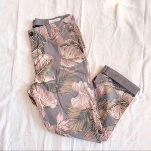 GAP Girlfriend Chino